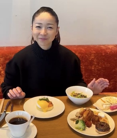 江戸川区在住、40代女性がダイエット中だけどホテルバイキングを楽しんでいる様子。