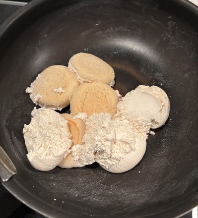 ダイエット中の米粉パン作り。